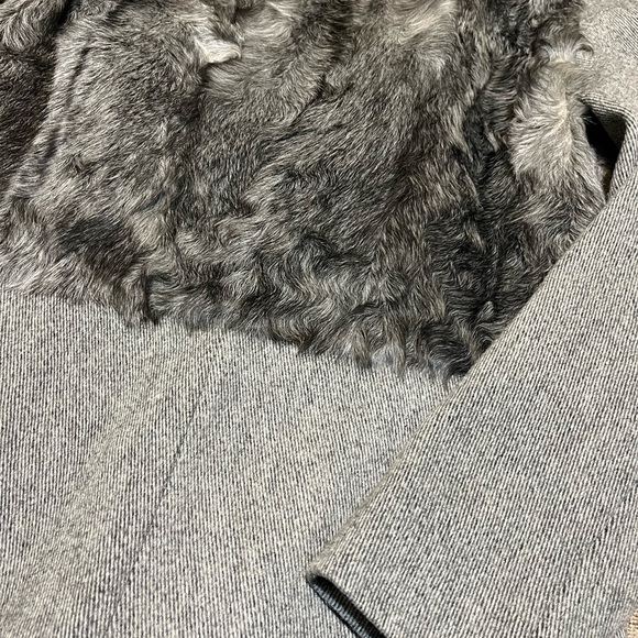 MICHAEL Michael Kors Mixed Media Gray Fur Coat - Size 6 - Picture 12 of 12